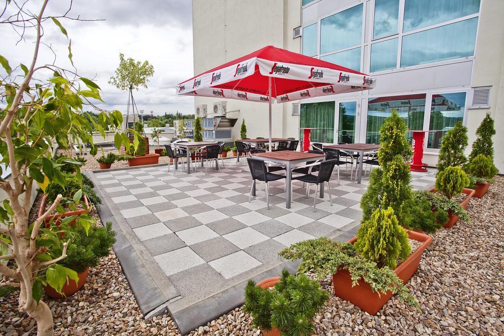 Avanti Hotel Brno Exterior photo