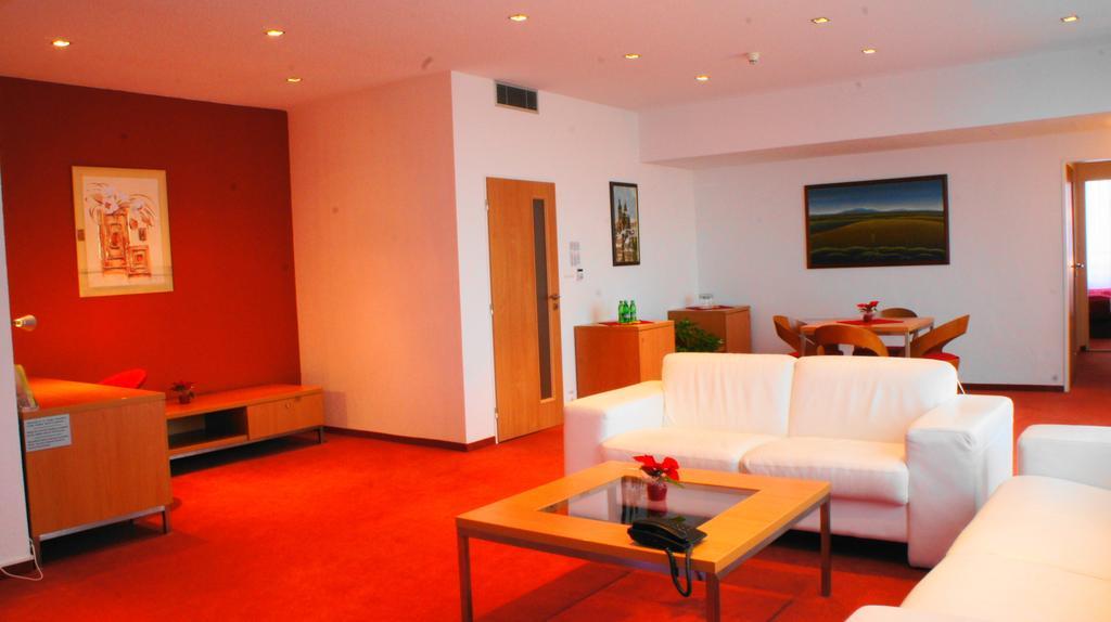 Avanti Hotel Brno Exterior photo