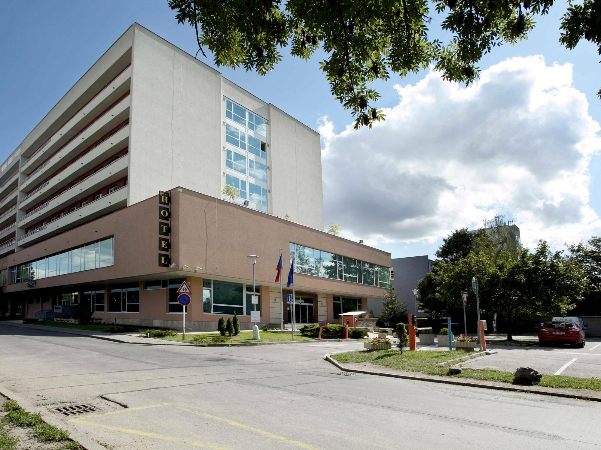 Avanti Hotel Brno Exterior photo